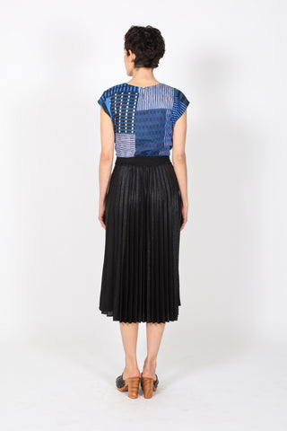 Champagne Pleat Skirt Black