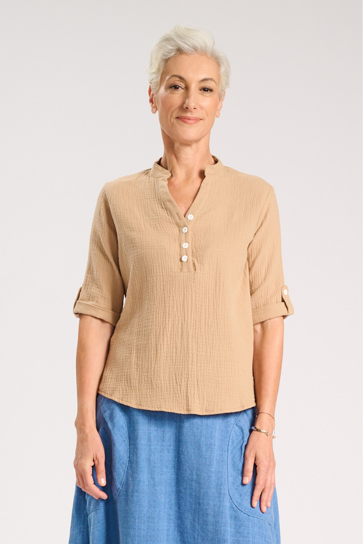 Lucie Shirt Beige in French Weave Cotton