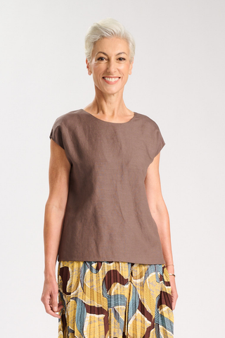 Amelie Two-Way Tee Mushroom in Linen/Rayon