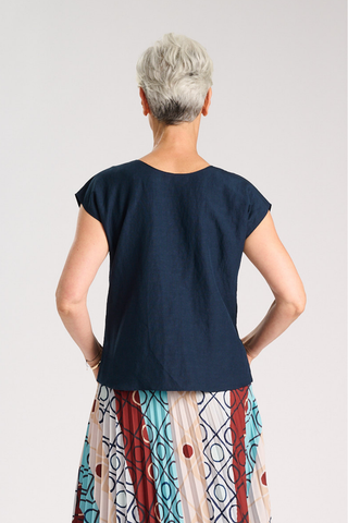 Amelie Two-Way Tee Navy in Linen/Rayon