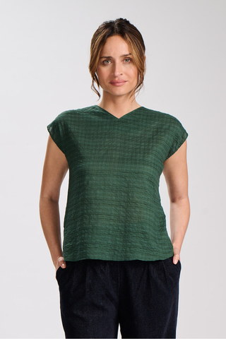 Brisa Two-way Tee Green in Seersucker