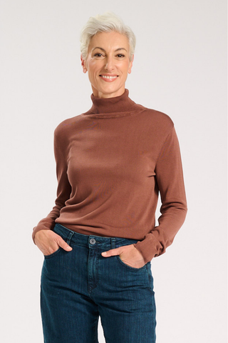Como Light High-Neck Sweater Brown in Tencel & Silk