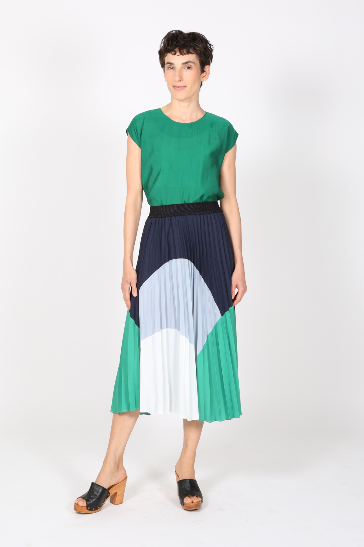Dorothy Pleat Skirt Green