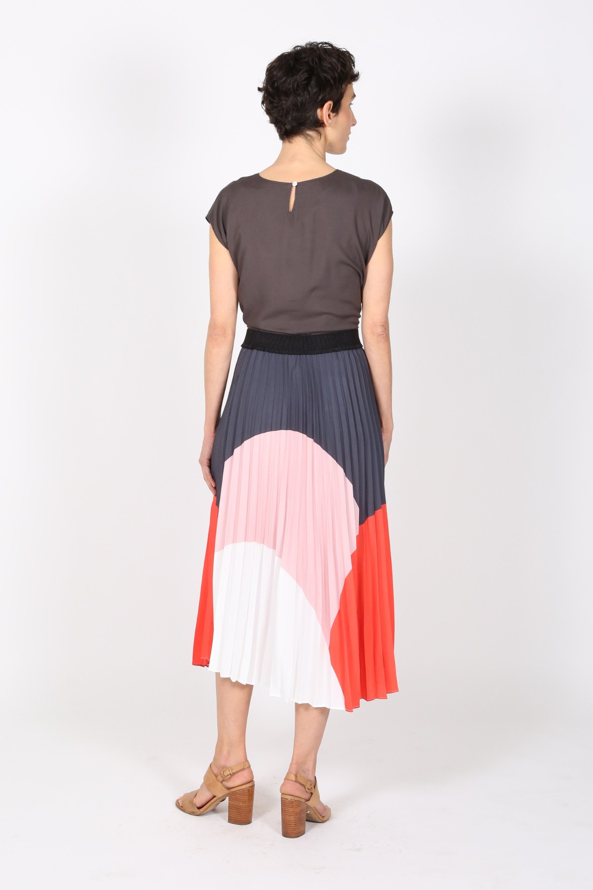 Dorothy Pleat Skirt Pink