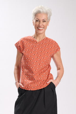 Kumo Weave Two-way Tee Salmon in Cotton