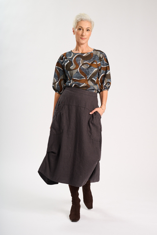 Milwaukee Fiesta Skirt Charcoal in Slub Linen