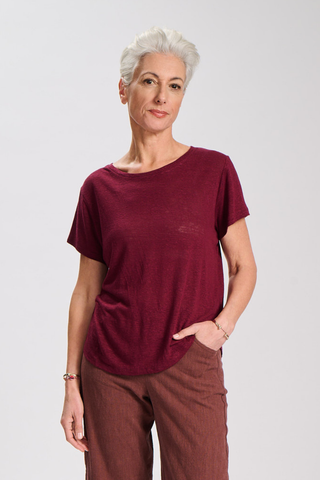 Ruby T-Shirt Claret in Linen
