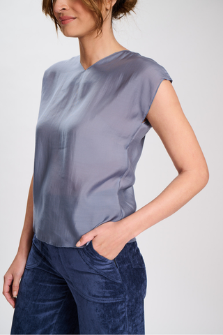 Skyscraper Two-way Tee Smokey Grey in Tencel