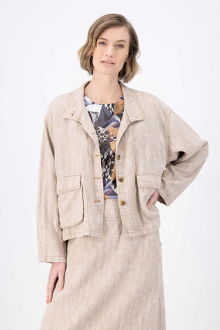 Olga de Polga Billie jacket in herringbone linen. Colour Beige. Front close-upview on model.