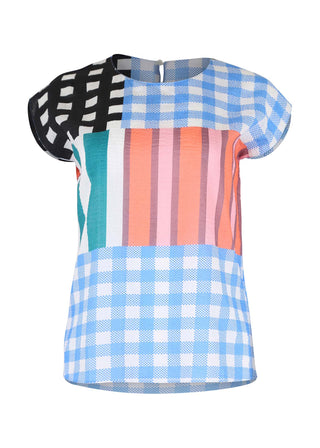 Olga de Polga tee in blue Central Park printed cotton seersucker. With a round neckline and cap sleeves, this tee finishes at the hip. Front view.