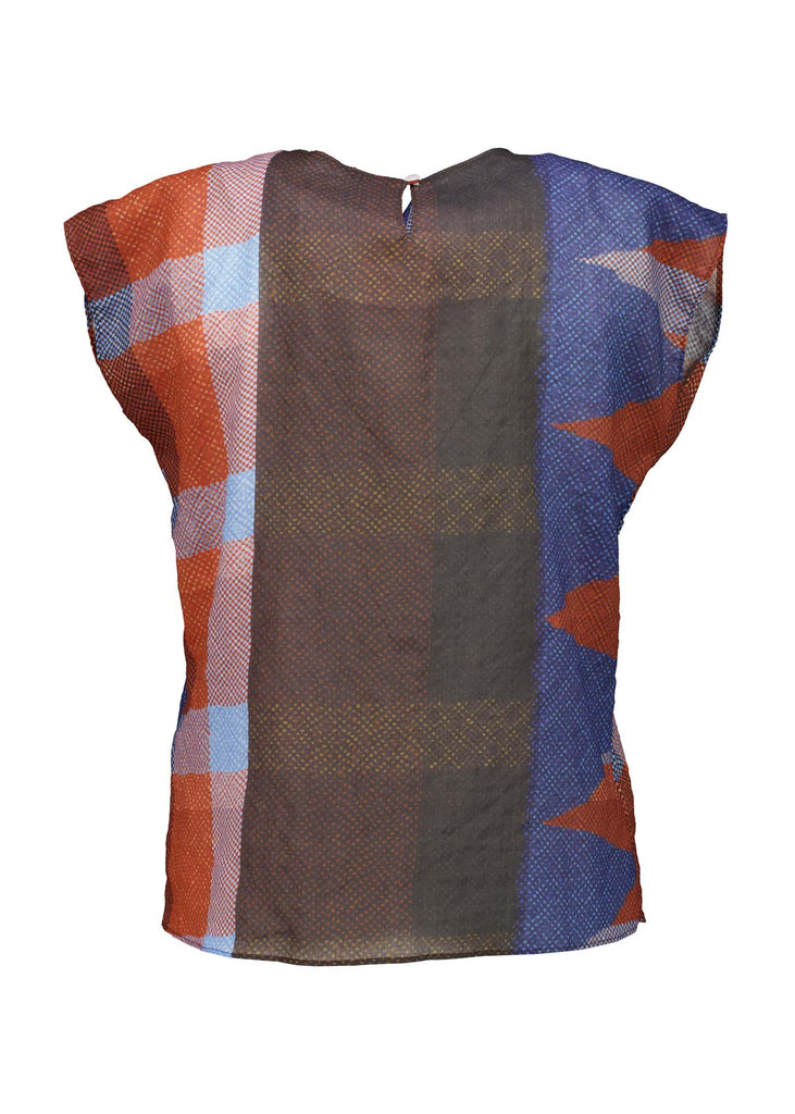 Olga de Polga Tee in Jada printed cotton seersucker. Shades of brown, red, pink and blue, and orange are all part of the Jada print. Back view.