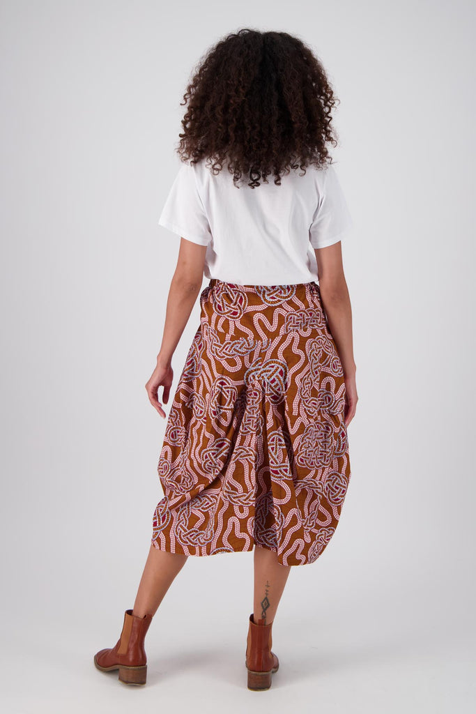 Olga de Polga printed Milwaukee skirt in fine cotton corduroy. Slouchy skirt with a unique shape anf large pockets. The skirt has an elasticated back waistband for extra comfort. Back view