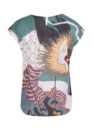 Olga de Polga Green Festival printed tee in cotton seersucker. With a round crew neck and back button fastening, this tee has capped sleeves and finishes at high hip length. Back