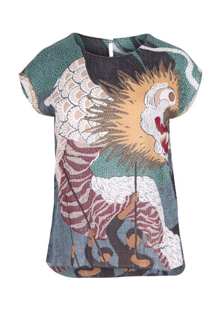 Olga de Polga Green Festival printed tee in cotton seersucker. With a round crew neck and back button fastening, this tee has capped sleeves and finishes at high hip length. Front