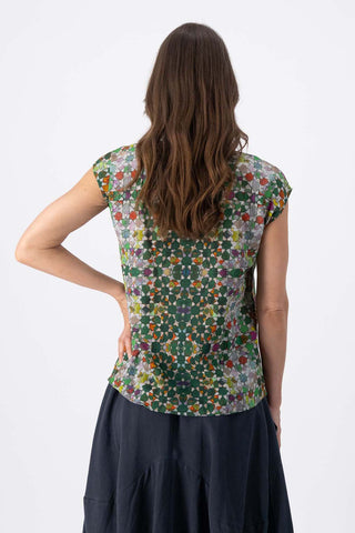 Kaleidoscope Tee Green in Seersucker