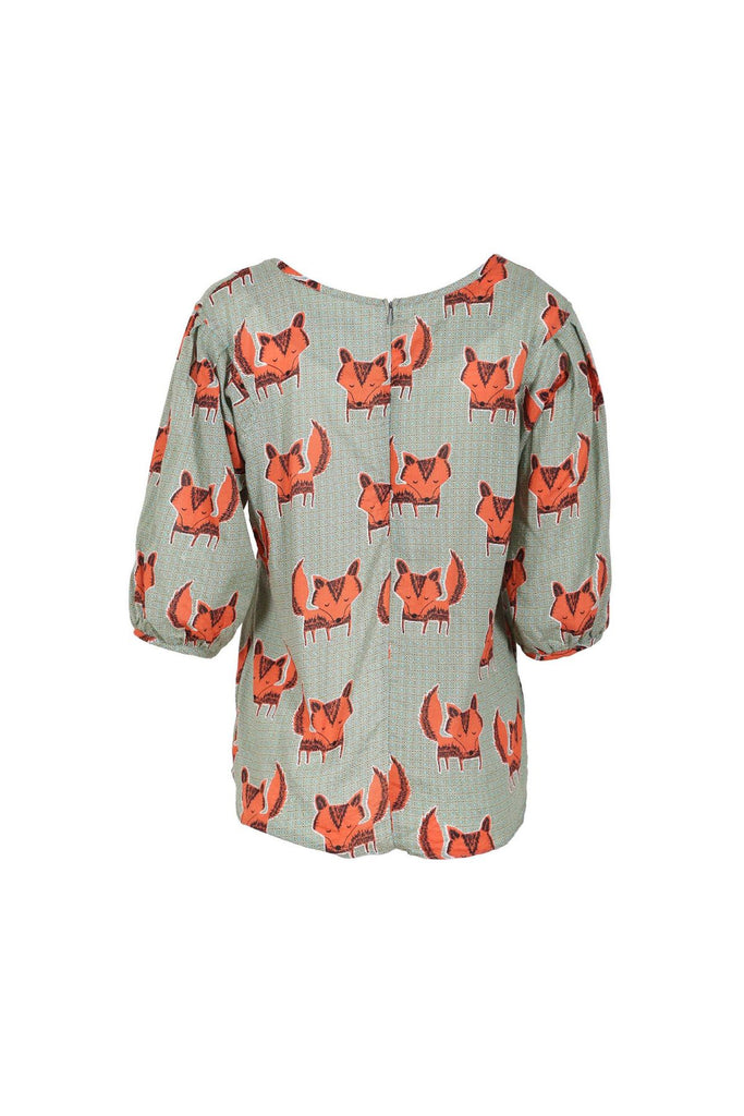 Olga de Polga Khaki printed blouse in seersucker. Red Fox print. Wide round neckline. 3/4 length sleeves. Dropped shoulder.