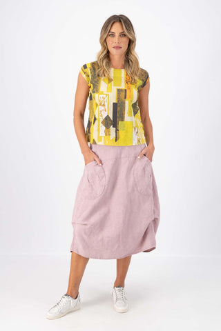 Olga de Polga Casco Tee in Lime green Splice printed cotton seersucker.  Round neckline. Cap sleeves, finished at the hip. Front full length view on model.