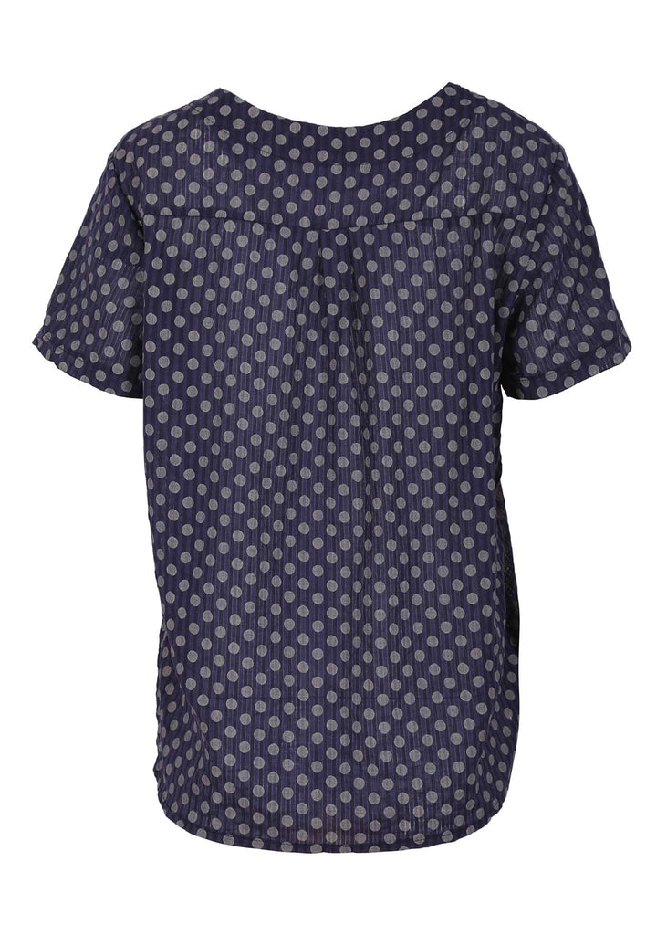 Navy Polka Dot top with short sleeves. T-shirt in seersucker cotton. Back view