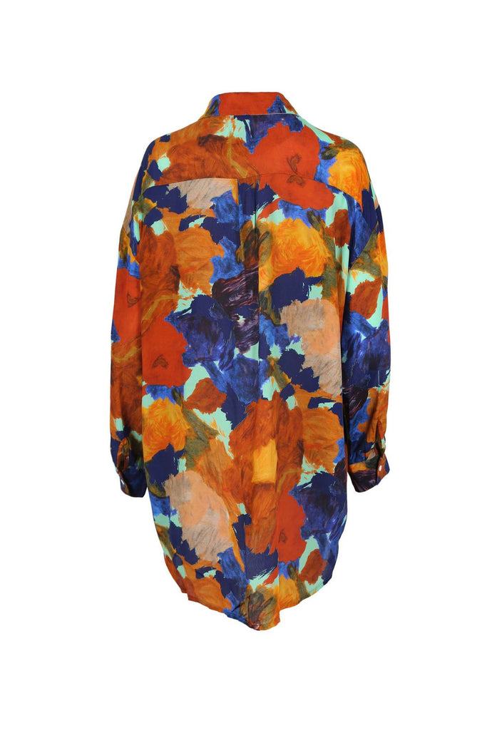 Olga de Polga LAX shirt in the Earth Fiorella print. 100% Cotton. Long sleeves, with a collar and button down front. Oversized fit. Back view