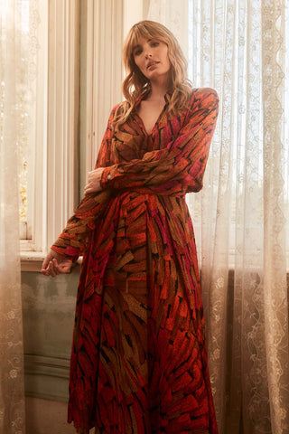 Vivant Parisian Midi Wrap Dress Orange in Viscose