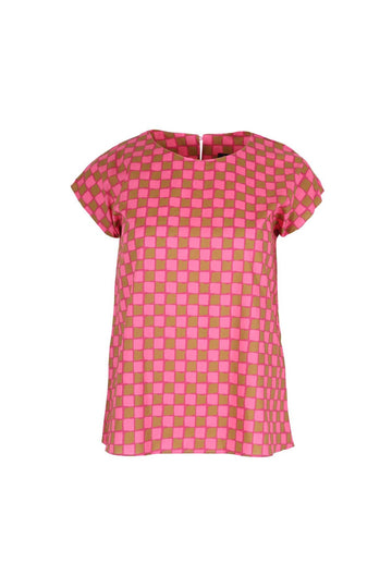 Olga de Polga Harlequin tee in Pink colour from our Lulu range. Crew neckline and cap sleeves, this is a flattering tee with a button fastening at the back neck. Front view