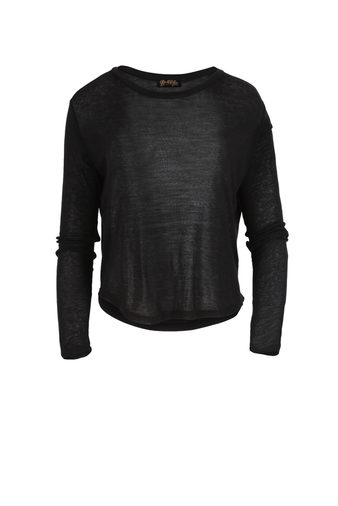 Uma wool thermal top with long sleeves and round neck. Front view. Wool and tencel fabric.  Colour Black.